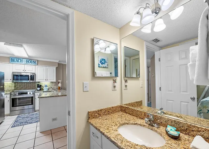 6402 Plantation-palms
