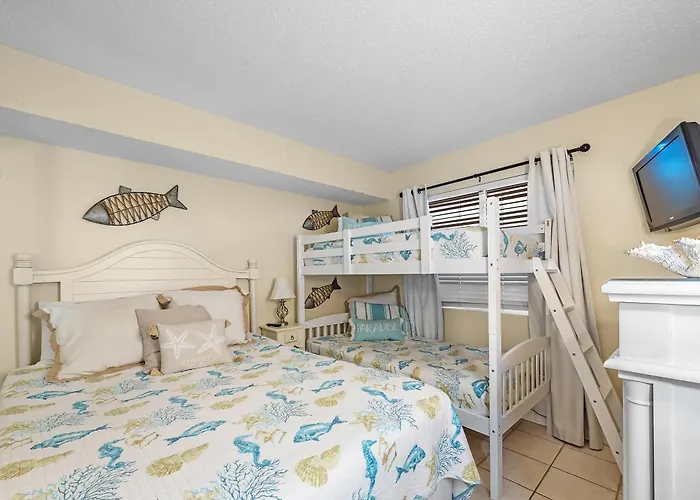 6402 Plantation-palms