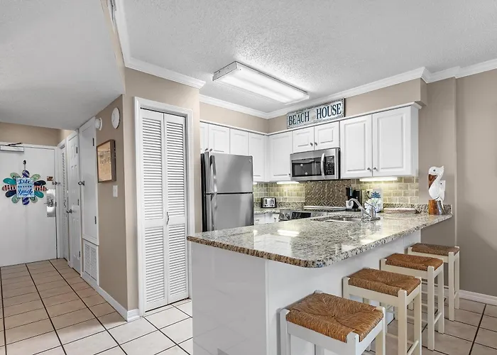 6402 Plantation-palms